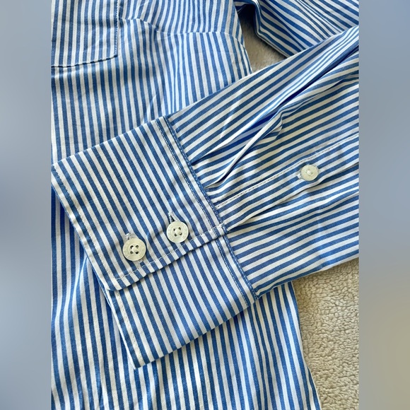 J.Crew Women’s M Blue White Stripe Long Sleeve Button Down Shirt Great Condition - Picture 4 of 8